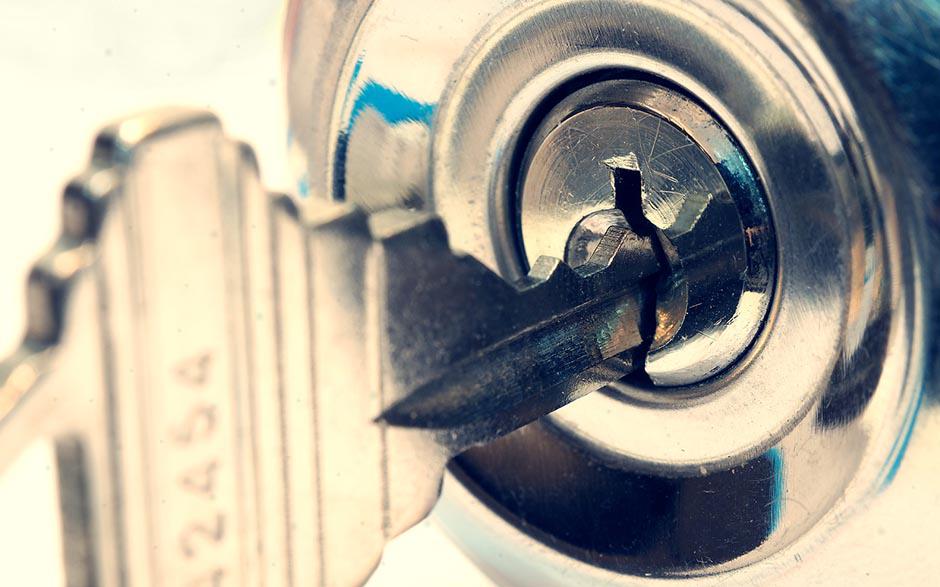 combien coute un serrurier pour ouvrir une porte Le Blanc-Mesnil